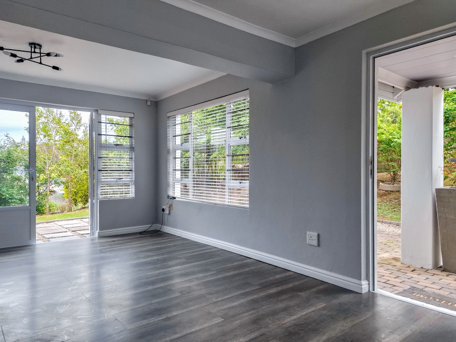 3 Bedroom Property for Sale in Welbedacht Western Cape